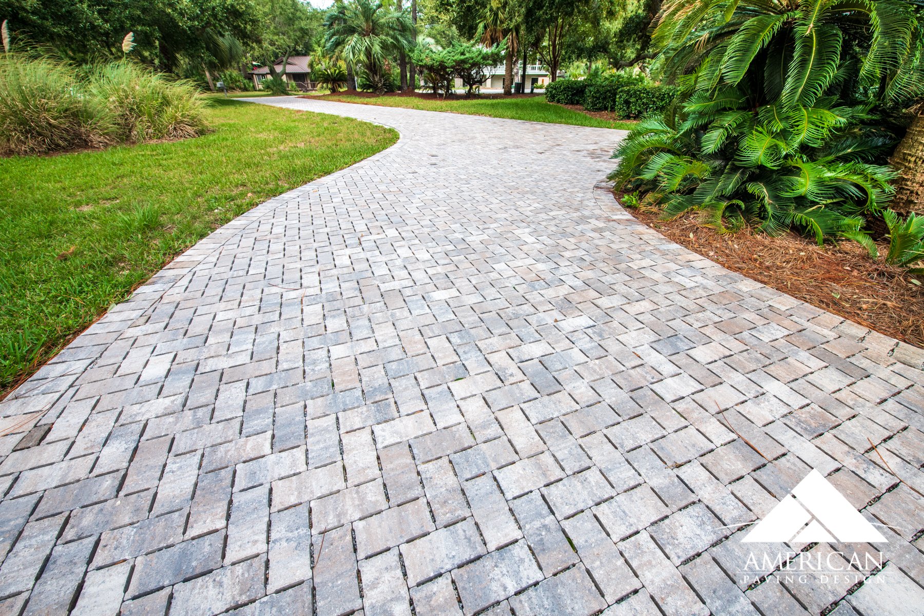 Talk About the Three Major Types of Floor Tiles